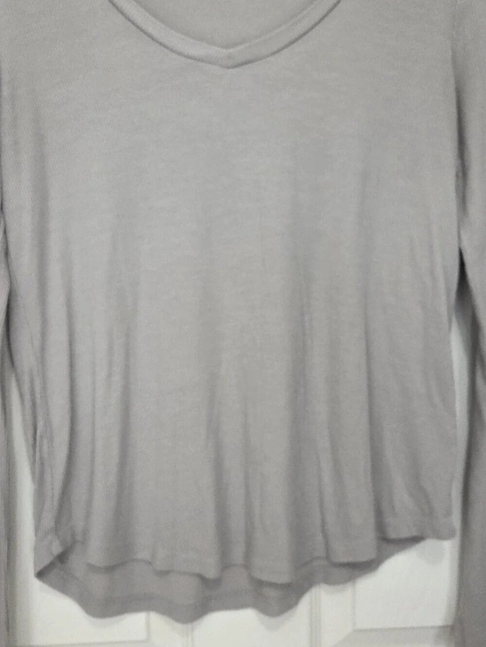 Aeropostale Seriously Soft Ribbed V-neck Long Sleeve Grey Top Size Extra Small